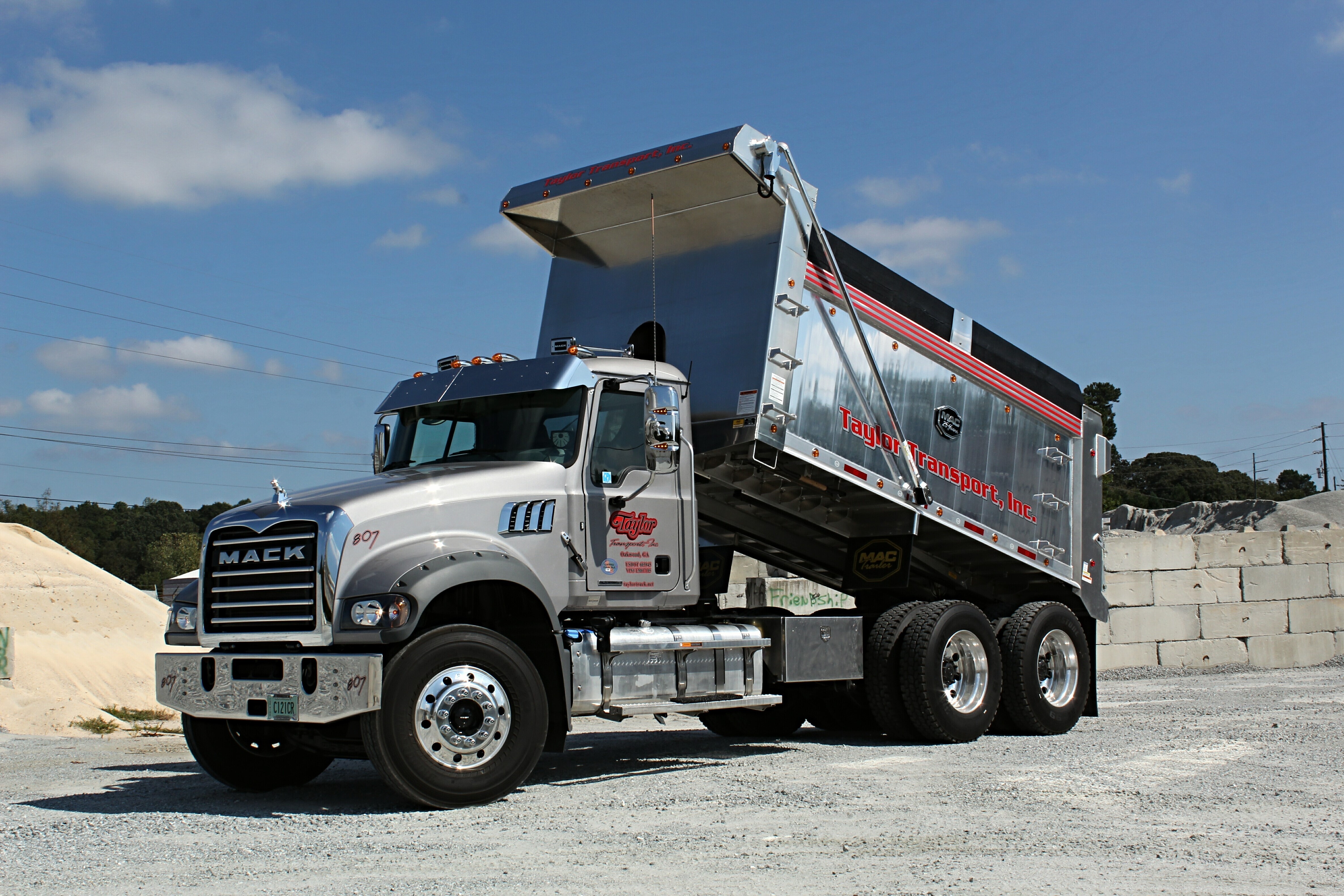 MVP STRAIGHT TRUCK - Ricky Cole