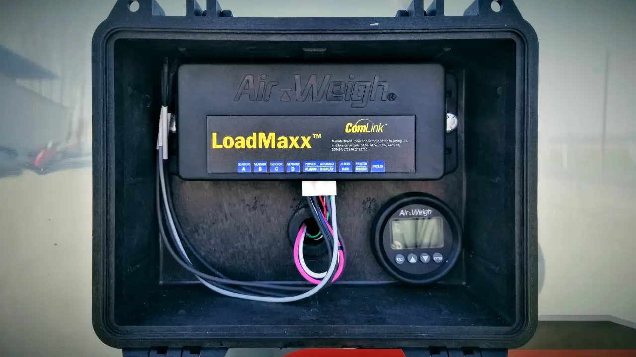 bullet_onboard_scales_70_30