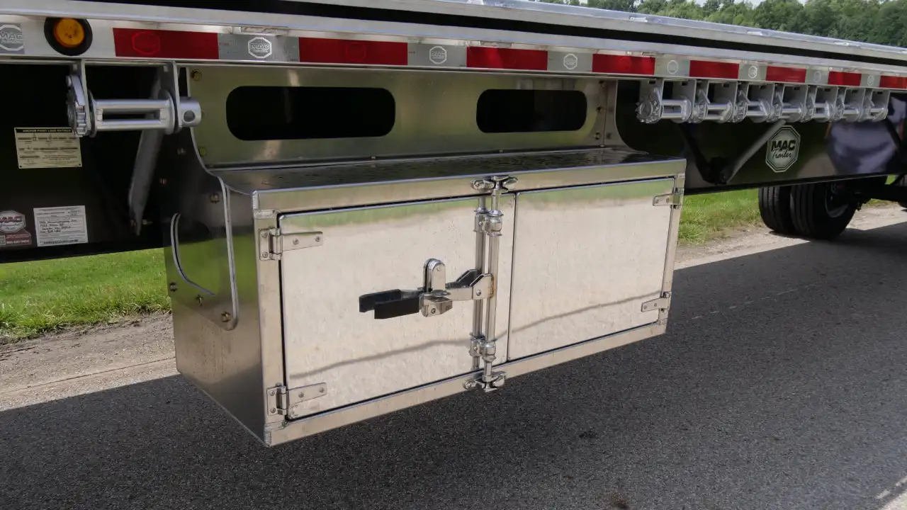 tool_boxes_1